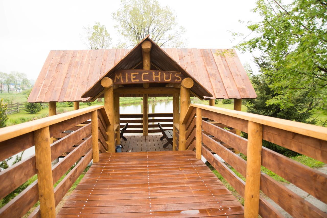 Zajazd Miechus Miechów Exteriér fotografie